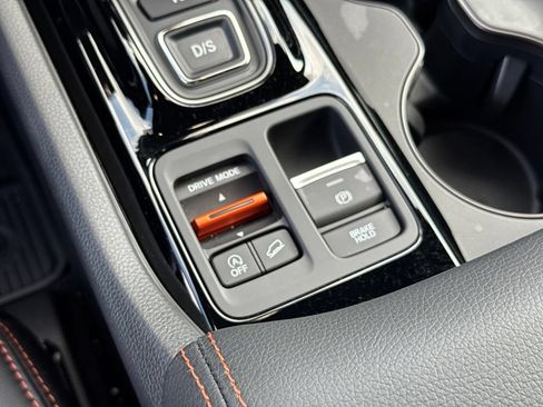 Certified 2026 Honda Pilot TrailSport image 26