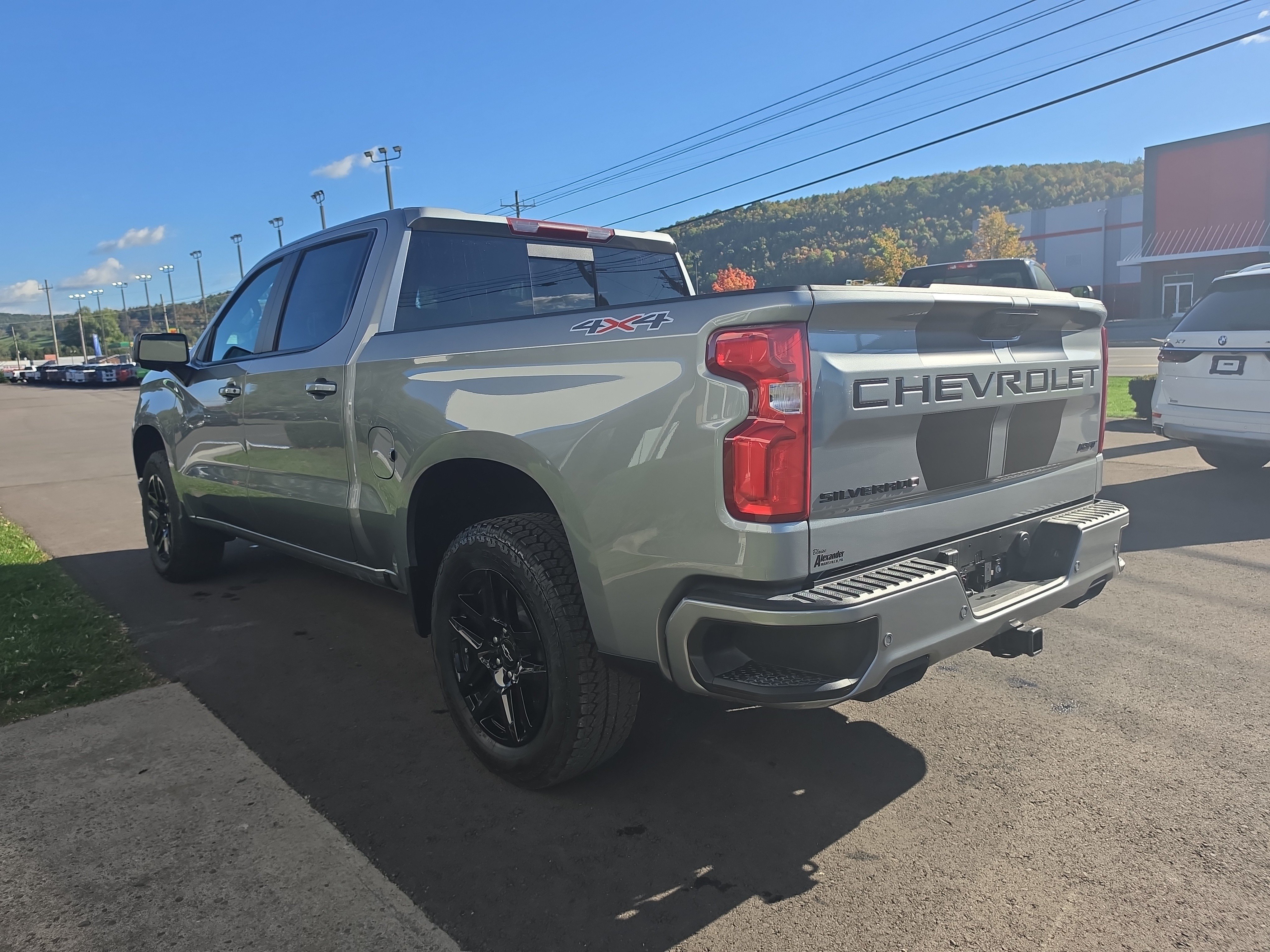 New 2026 Chevrolet Silverado 1500 RST w/ Rally Edition AWD/4WD image 6