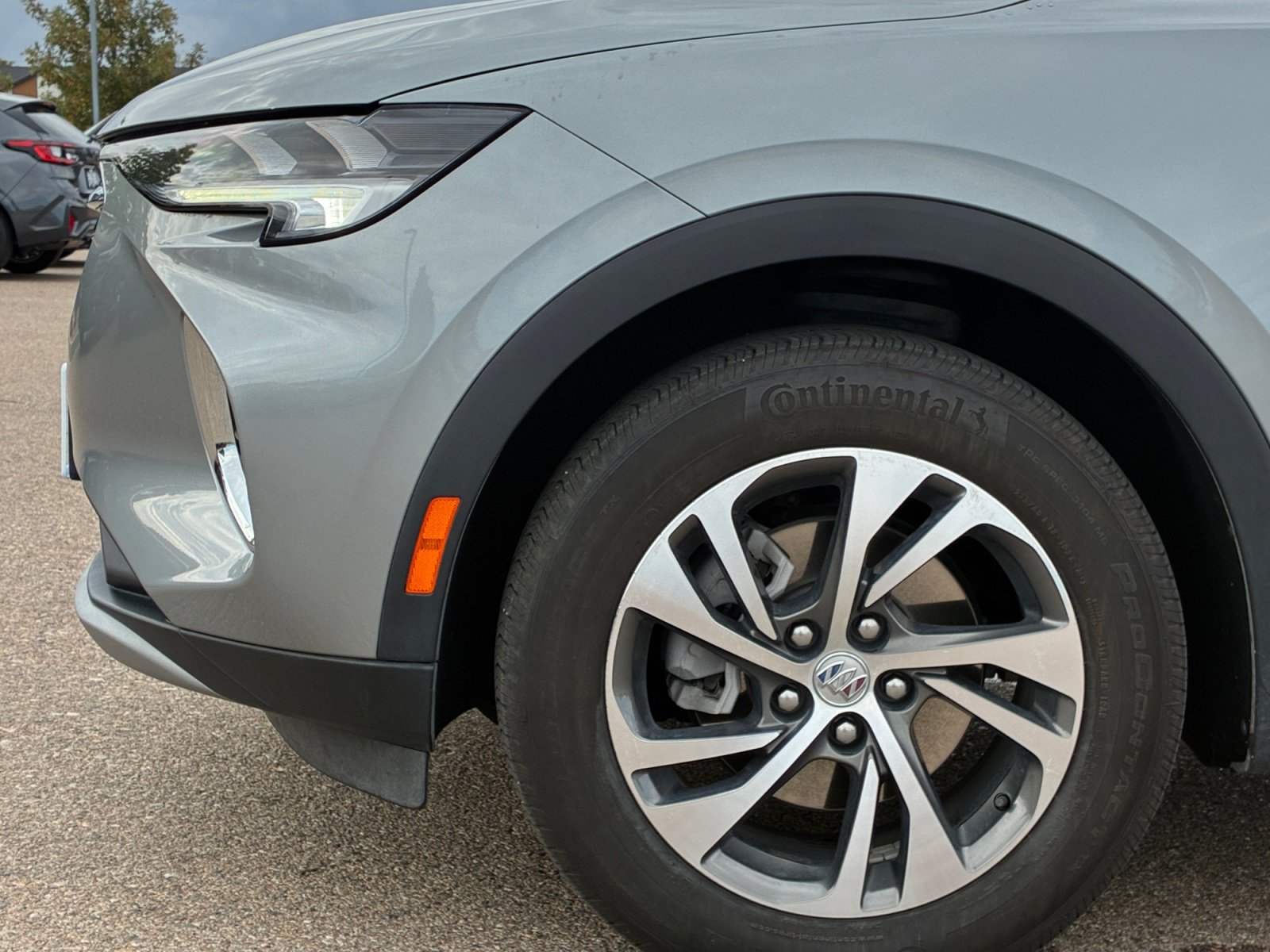 Used 2023 Buick Envision Essence FWD image 9