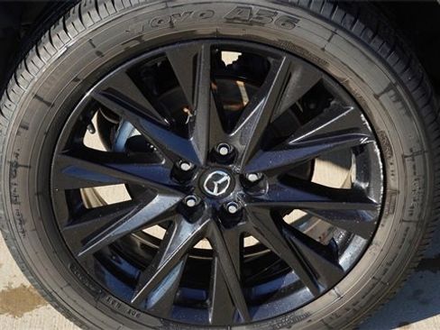 Used 2024 MAZDA CX-5 Carbon Edition image 11