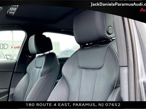 Used 2022 Audi A4 2.0T Premium Plus w/ Premium Plus Package image 17