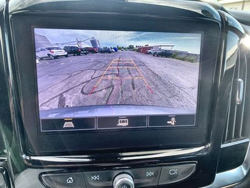 Certified 2023 Chevrolet Traverse LT w/ Midnight/Sport Edition FWD image 14