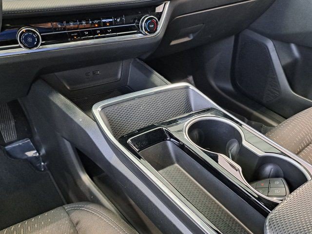 Used 2025 Chevrolet Equinox LT FWD image 17