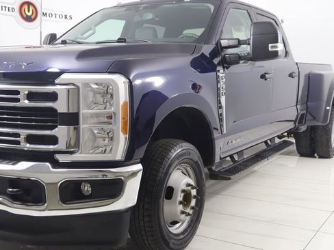 Used 2023 Ford F350 XLT image 46