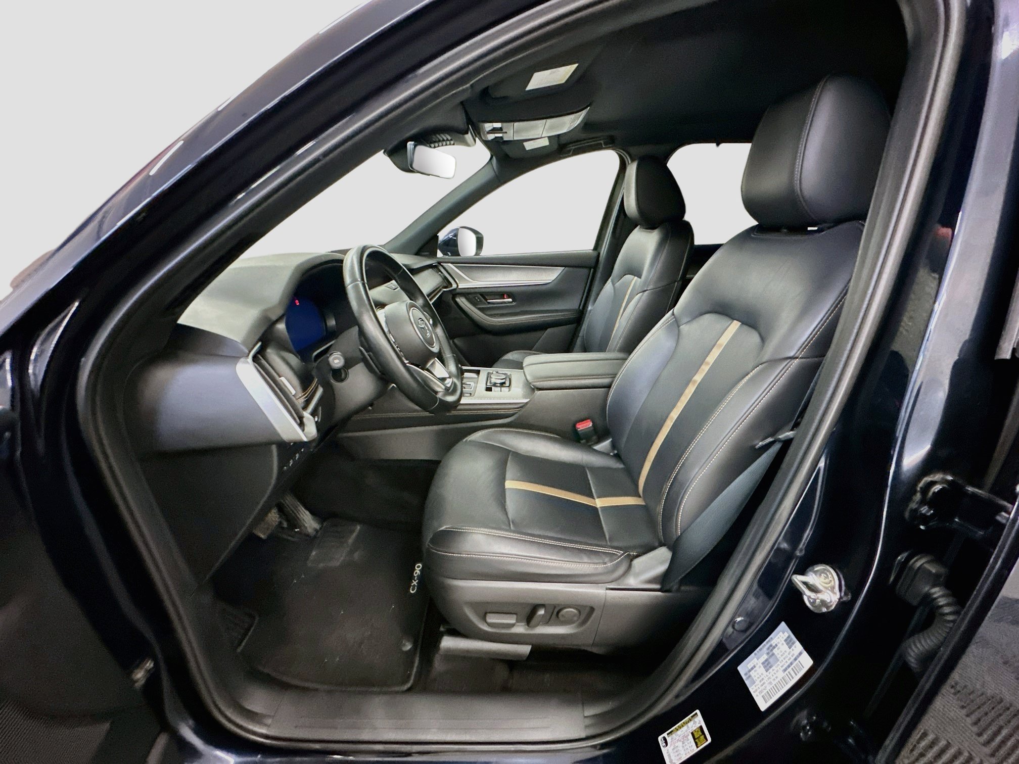 Used 2024 MAZDA CX-90 Plug-In Hybrid w/ Premium Plus AWD/4WD image 13