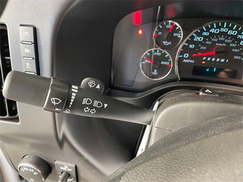 New 2025 Chevrolet Express 2500 image 9
