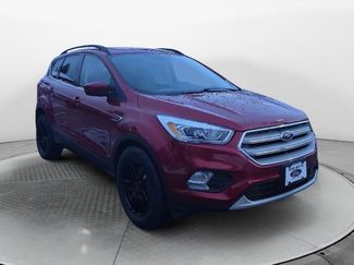 Used 2017 Ford Escape SE w/ Equipment Group 201A video 1