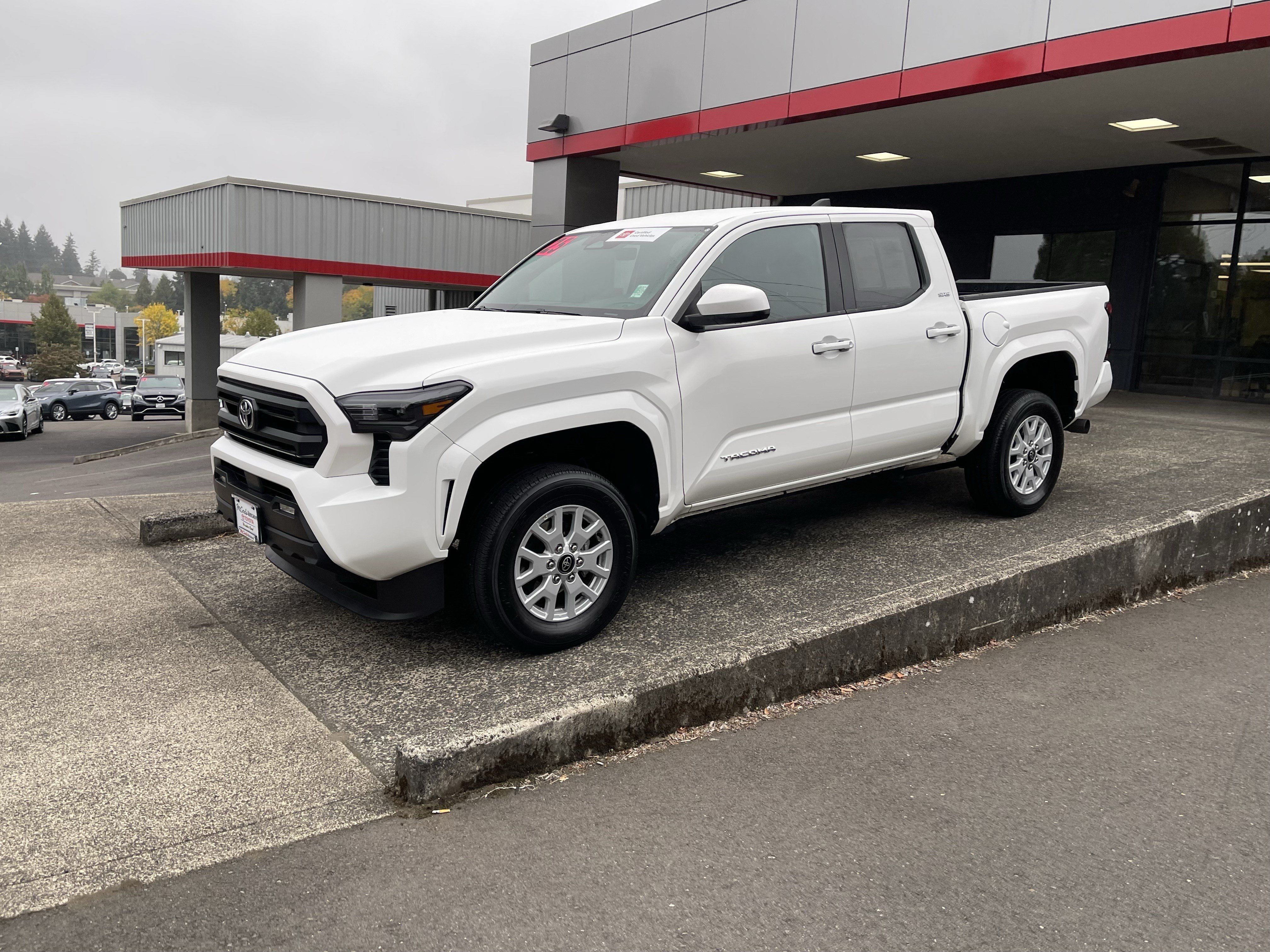 Certified 2026 Toyota Tacoma SR5 RWD image 4