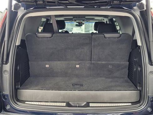 Used 2019 Cadillac Escalade Premium Luxury image 7