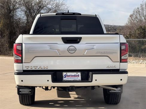 Used 2024 Nissan Titan Platinum Reserve w/ Moonroof Package image 4