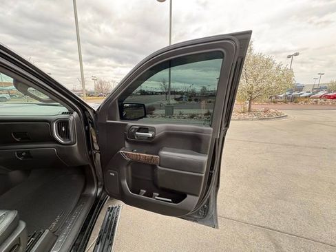 Used 2021 GMC Sierra 1500 Denali w/ Denali Ultimate Package AWD/4WD image 29