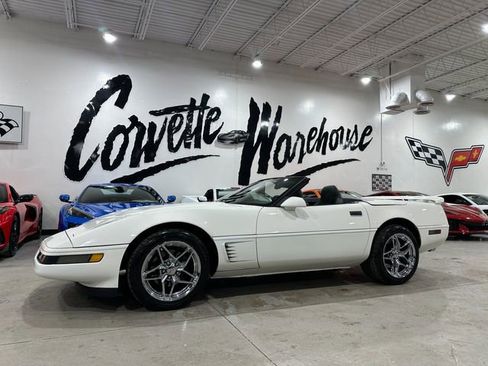 Used 1995 Chevrolet Corvette Convertible image 1