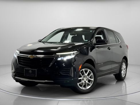Used 2023 Chevrolet Equinox LT w/ Driver Convenience Package image 1