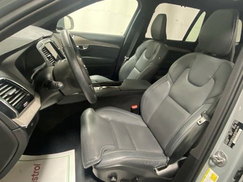 Certified 2024 Volvo XC90 B6 Ultimate w/ Protection Package Premier image 11