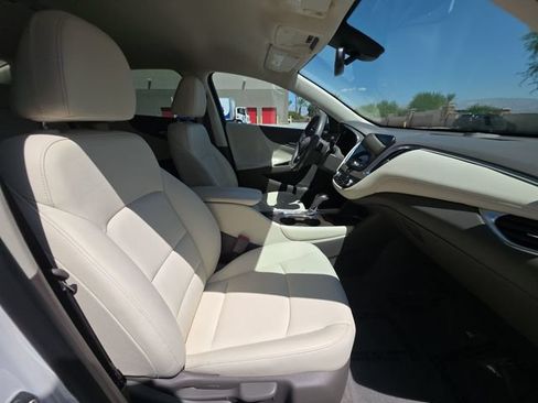 Used 2019 Chevrolet Malibu LT w/ Leather Package FWD image 26