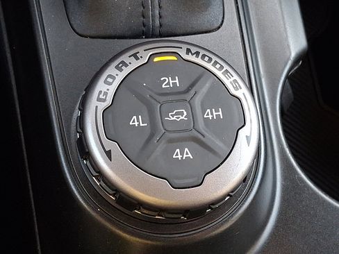 Used 2023 Ford Bronco Black Diamond w/ Sasquatch Package image 24