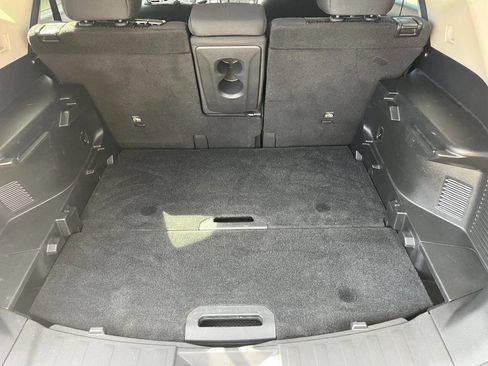 Used 2020 Nissan Rogue SV image 9