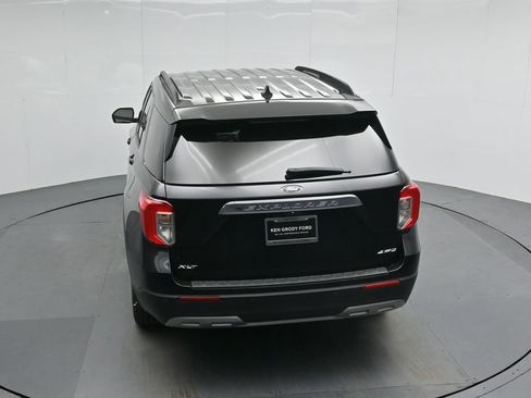 Used 2024 Ford Explorer XLT w/ Equipment Group 202A image 41
