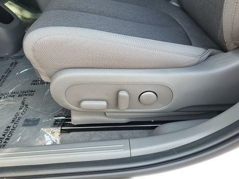 New 2025 Hyundai Ioniq 5 SE image 13