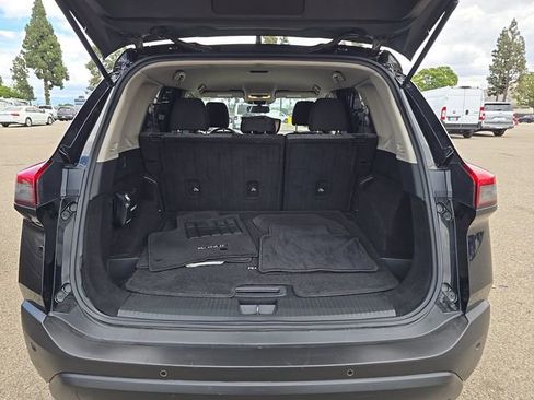 Used 2021 Nissan Rogue S FWD image 13