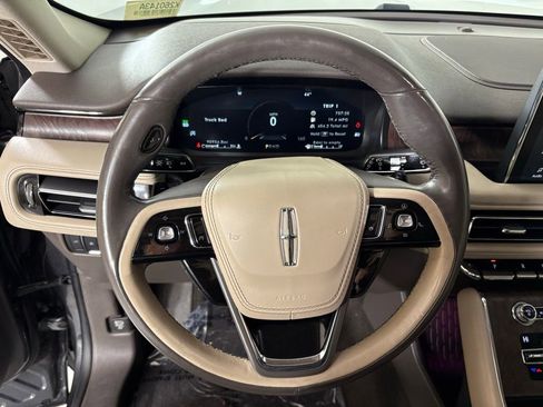 Used 2020 Lincoln Aviator Reserve w/ Elements Package Plus image 18