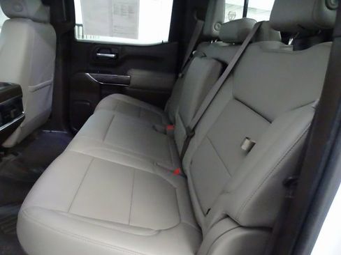 Used 2022 Chevrolet Silverado 1500 LTZ image 4