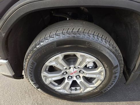 Used 2025 GMC Sierra 1500 SLT AWD/4WD image 25