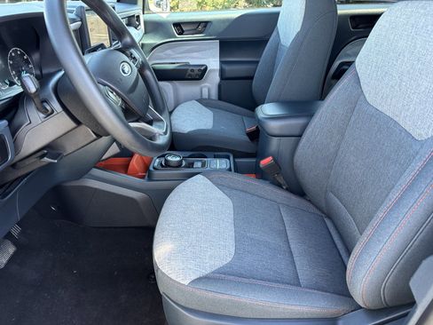 Used 2024 Ford Maverick XLT image 18