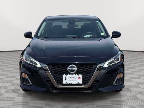 Used 2022 Nissan Altima 2.5 SR FWD image 2