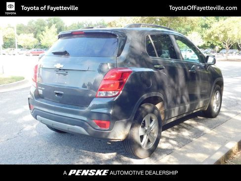 Used 2018 Chevrolet Trax LT w/ LT Convenience Package AWD/4WD image 9