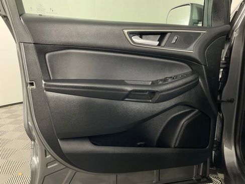 Used 2024 Ford Edge SEL image 11