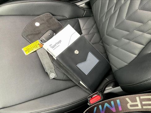 Used 2025 Kia Sportage X-Line image 12