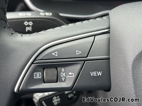 Used 2020 Audi Q3 2.0T Prestige image 31