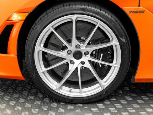 New 2025 McLaren 750S Spider image 33