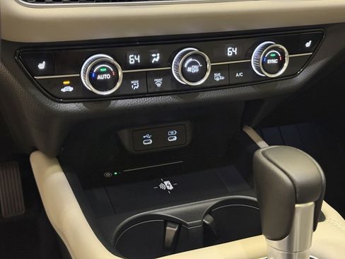 New 2026 Honda HR-V EX-L image 19