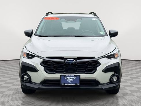 Used 2024 Subaru Crosstrek 2.0i Premium AWD/4WD image 3