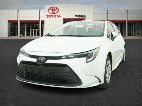 New 2026 Toyota Corolla LE image 5