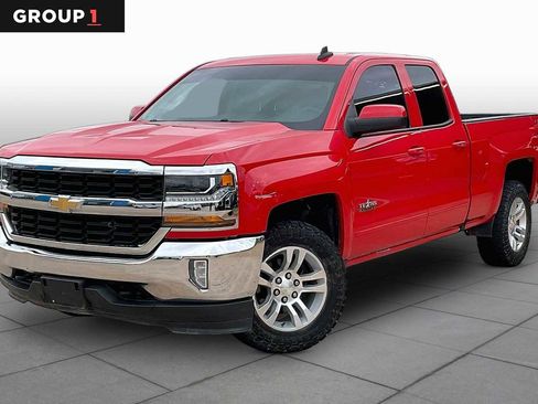 Used 2019 Chevrolet Silverado 1500 LT w/ Texas Edition AWD/4WD image 1