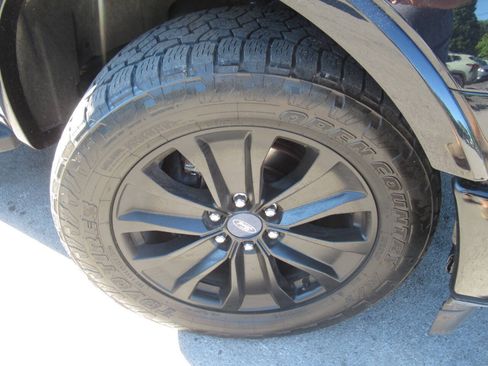 Used 2019 Ford F150 XLT w/ Equipment Group 302A Luxury AWD/4WD image 5