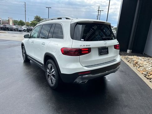 New 2025 Mercedes-Benz GLB 250 4MATIC image 6