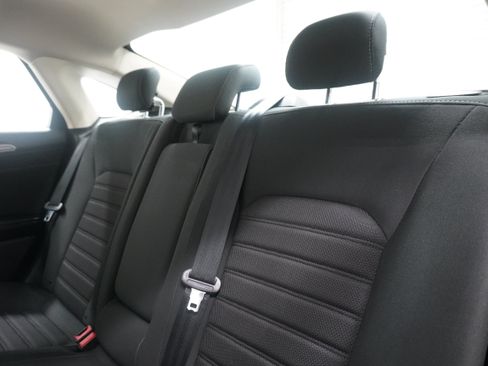 Used 2019 Ford Fusion SE FWD image 13
