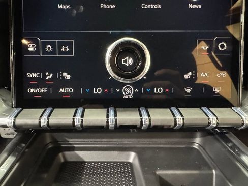 New 2026 GMC Acadia Elevation image 14