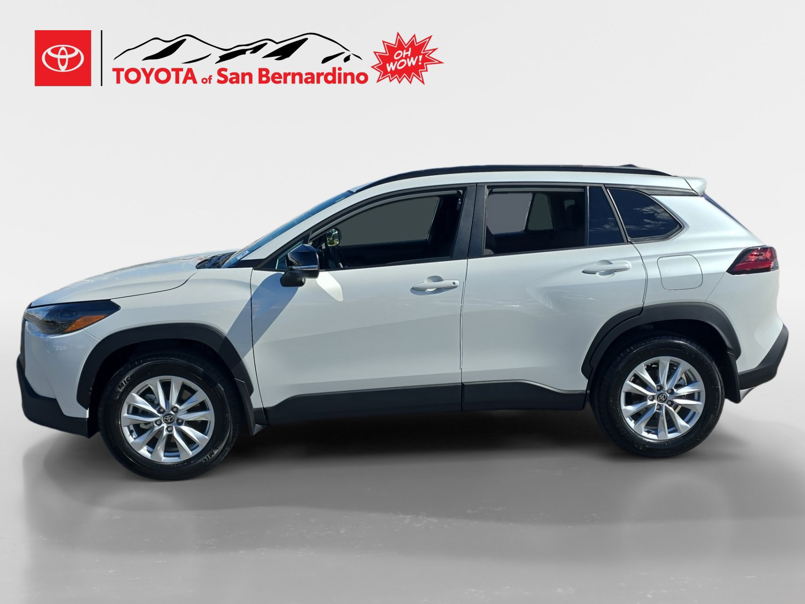 New 2026 Toyota Corolla Cross LE FWD image 2