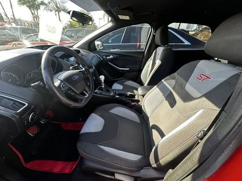 Used 2016 Ford Focus ST FWD image 22