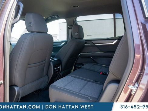 Used 2025 GMC Acadia Elevation image 20