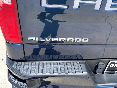 Used 2021 Chevrolet Silverado 1500 Custom RWD image 30
