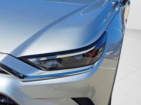 Used 2025 Toyota Grand Highlander AWD image 9