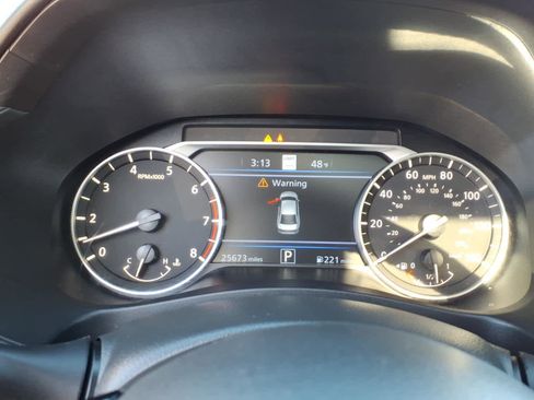 Certified 2024 Nissan Altima 2.5 SV w/ SV Premium Package AWD/4WD image 11