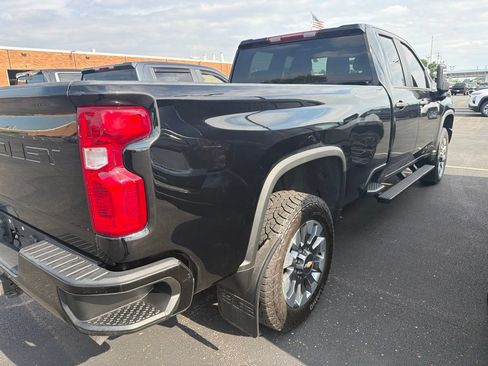 Used 2022 Chevrolet Silverado 2500 Custom w/ Custom Convenience Package AWD/4WD image 5