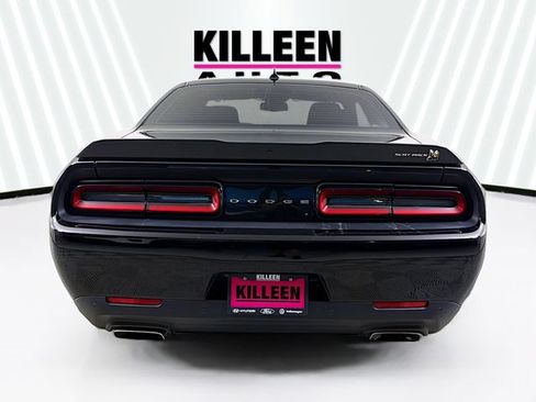 Used 2022 Dodge Challenger R/T Scat Pack w/ Plus Package RWD image 6